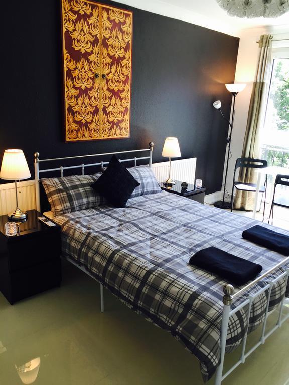 Pakenham Rooms London Room photo